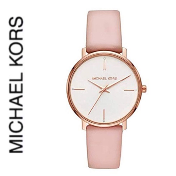 Michael Kors Accessories - LAST 1 ‼️ NWT MK rosegold tone leather strap watch